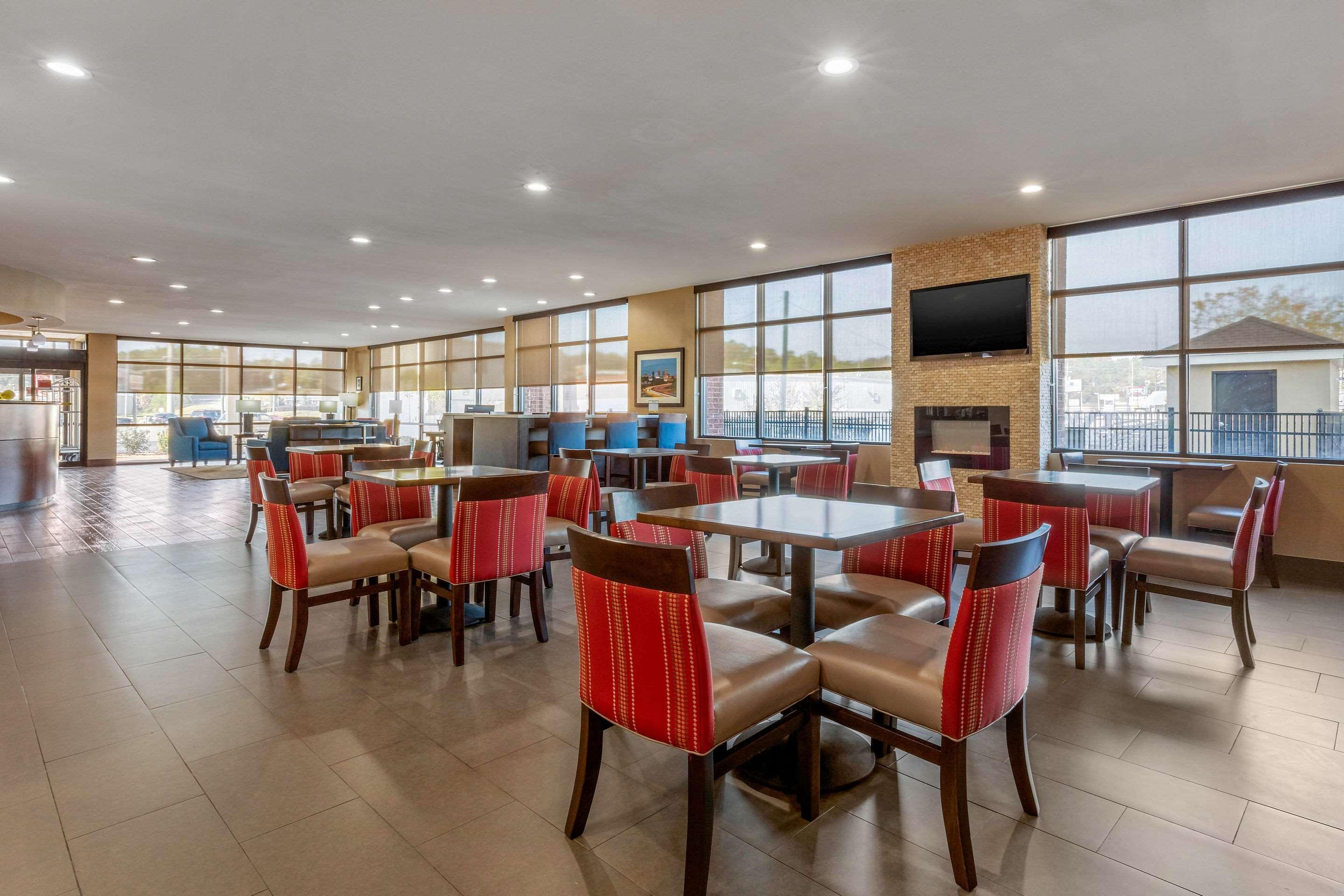 Comfort Suites Pelham Hoover I-65 Ngoại thất bức ảnh